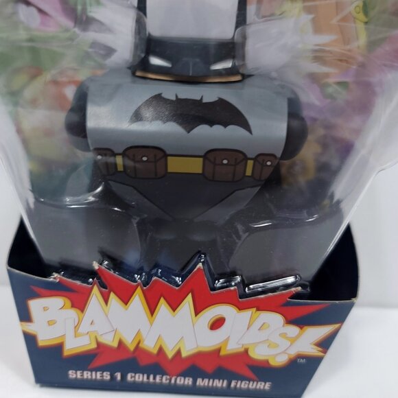 DC Direct Blammoids Series 1 Batman Black Costume Action Figure New & Sealed - Picture 2 of 4